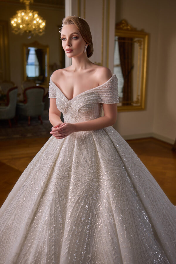 Gülnuş Sultan | 9780 - Görsel 4